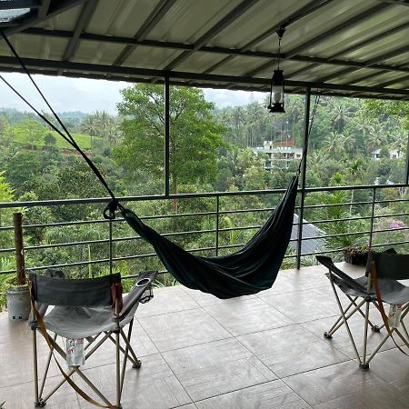 Letstay Vythiri Hill Palace Buitenkant foto