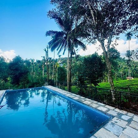 Letstay Vythiri Hill Palace Buitenkant foto
